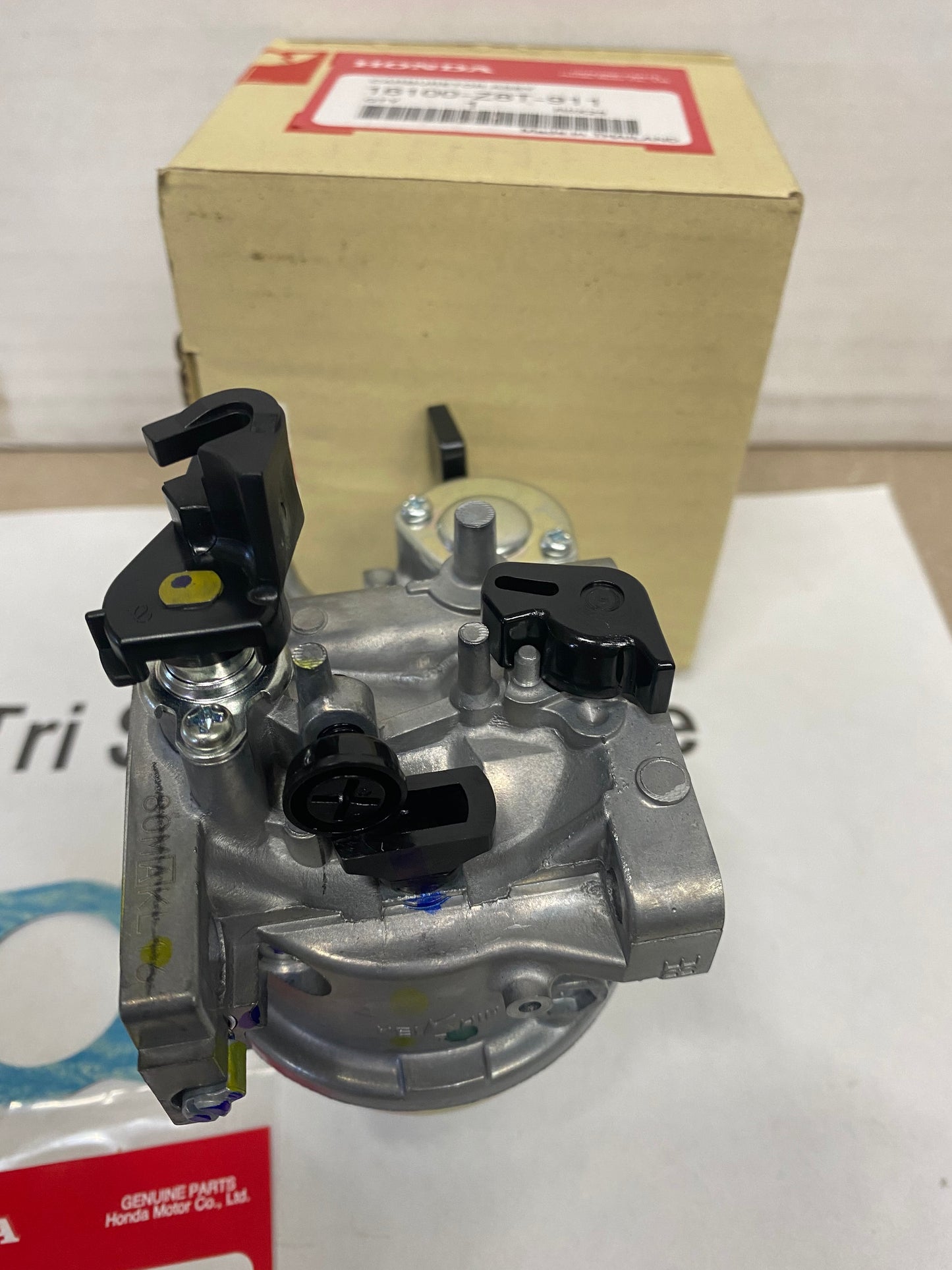OEM Honda Carburetor 16100-Z8T-911 w/ Mounting Gaskets GX340 Engines