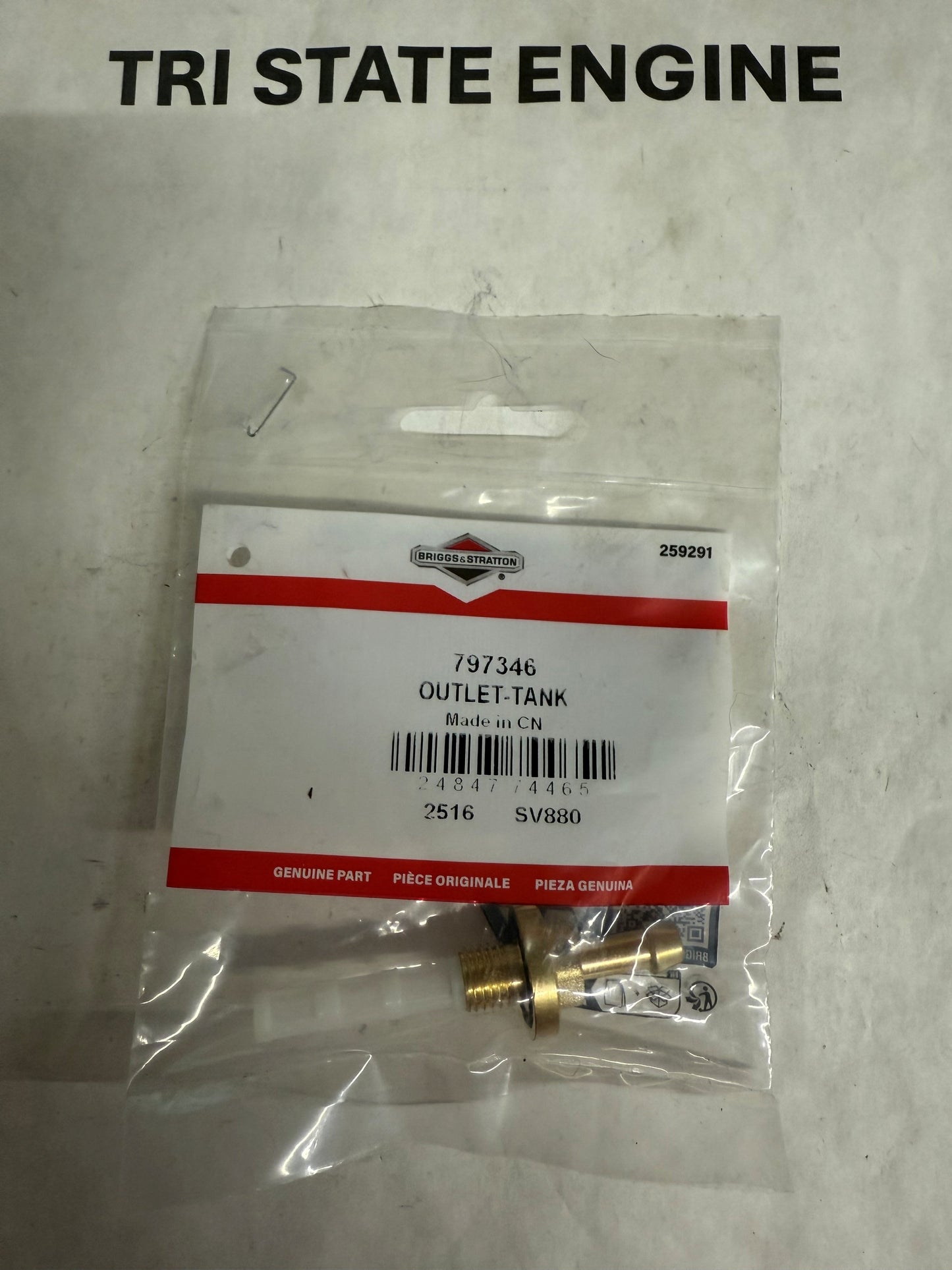 BRIGGS AND STRATTON OUTLET TANK 797346