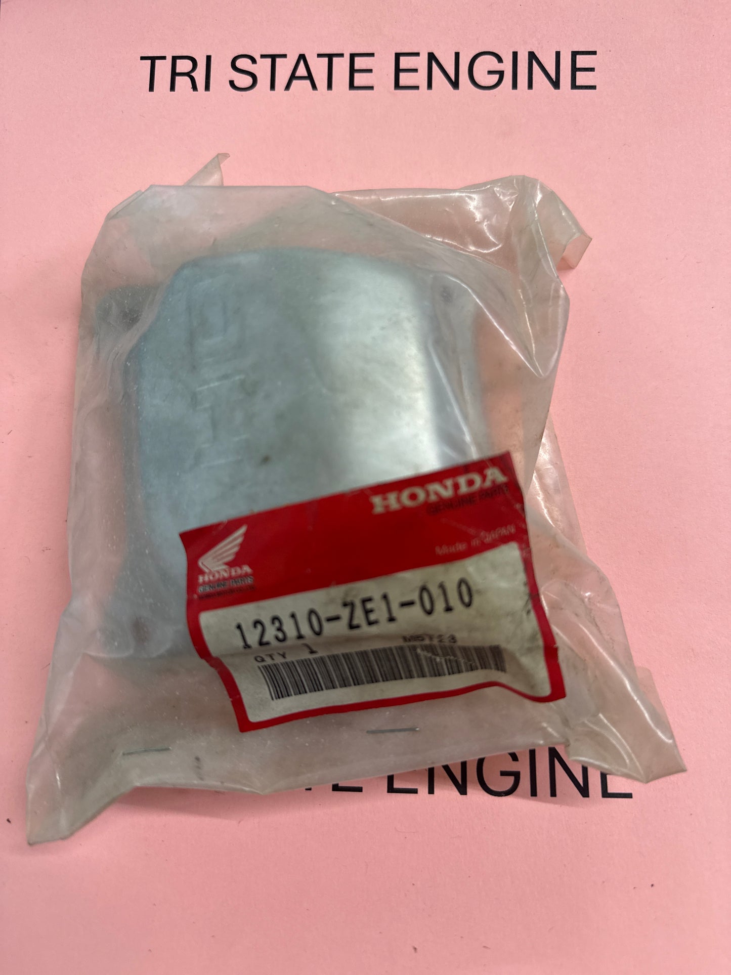 Honda head cover 12310-ZE1-010