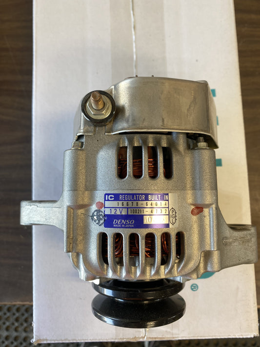 OEM Denso Alternator 12V 40 AMP Part # 100211-4732