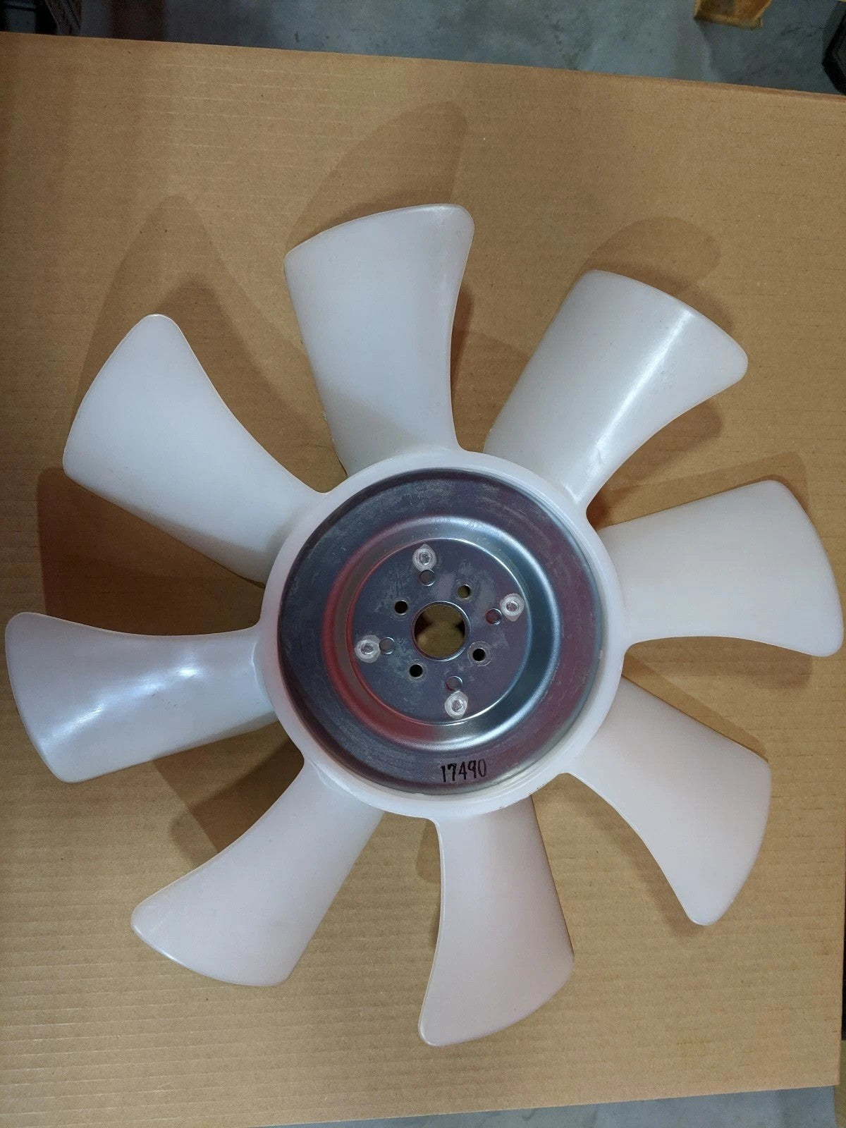 17490-74110 OEM Cooling Fan Kubota Engine D1803 V2403 V2607 V3307