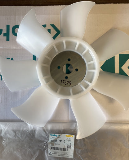 17525-74110 OEM Kubota Cooling Fan