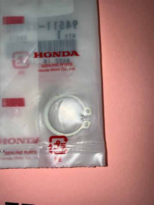 Honda circlip (22MM) 94511-22000