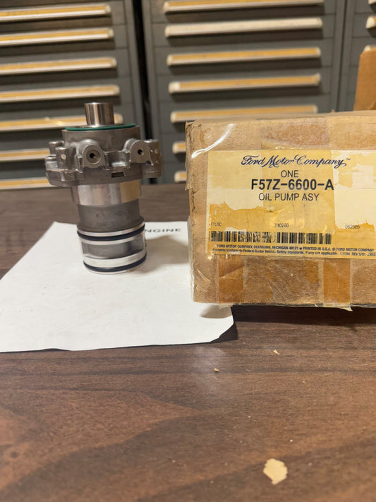 F57J-6600-A FORD OIL PUMP ASSY.